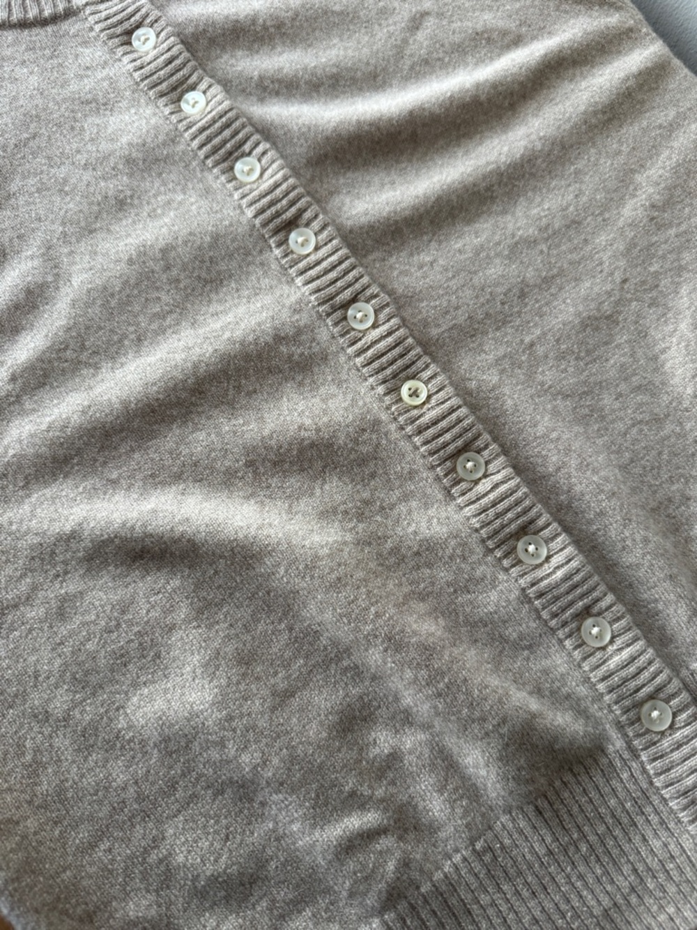 NWT! J. CREW Women’s Perfect Cashmere Cardigan in Heather Stone, Size Small - Picture 7 of 15